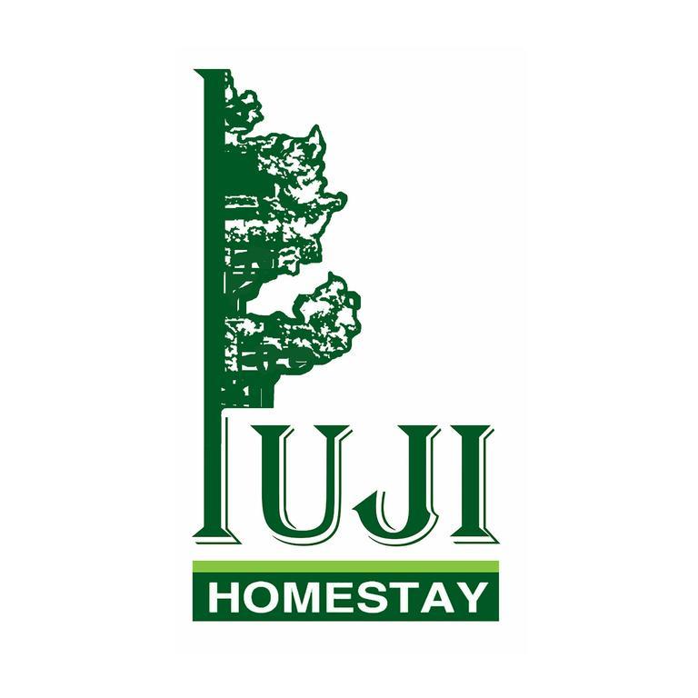 Puji Homestay Mataram Luaran gambar