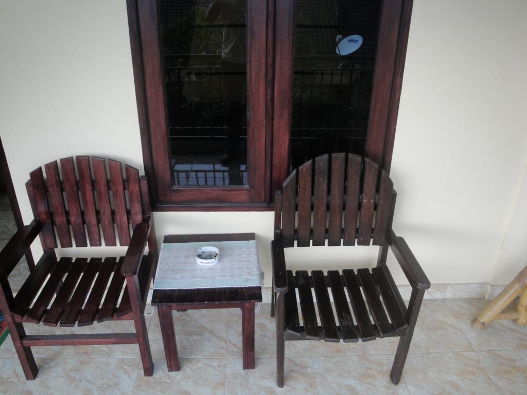 Puji Homestay Mataram Luaran gambar